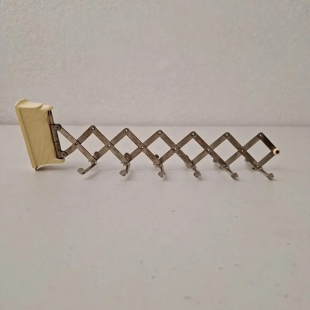 Vintage MCM Wall Mount Accordion Expanding Rack Holder Belt Scarf Tie 11x3 RARE